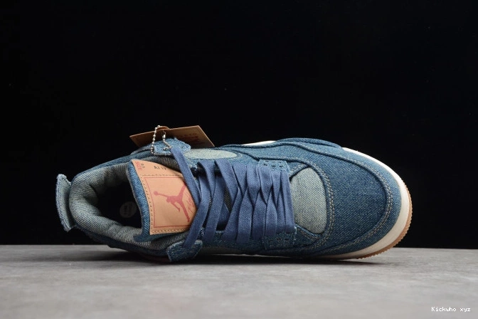 Jordan Levi's Denim x 4 AO2571-401 Nike Air 0803